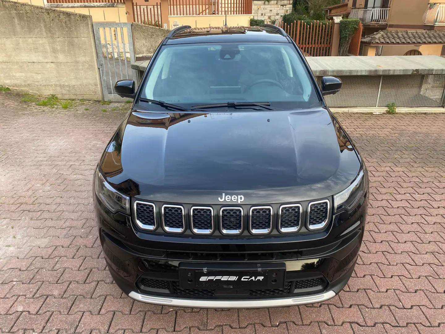 Jeep Compass 1.5 Turbo T4 MHEV HYBRID LIMITED 130 CV DCT crna - 2