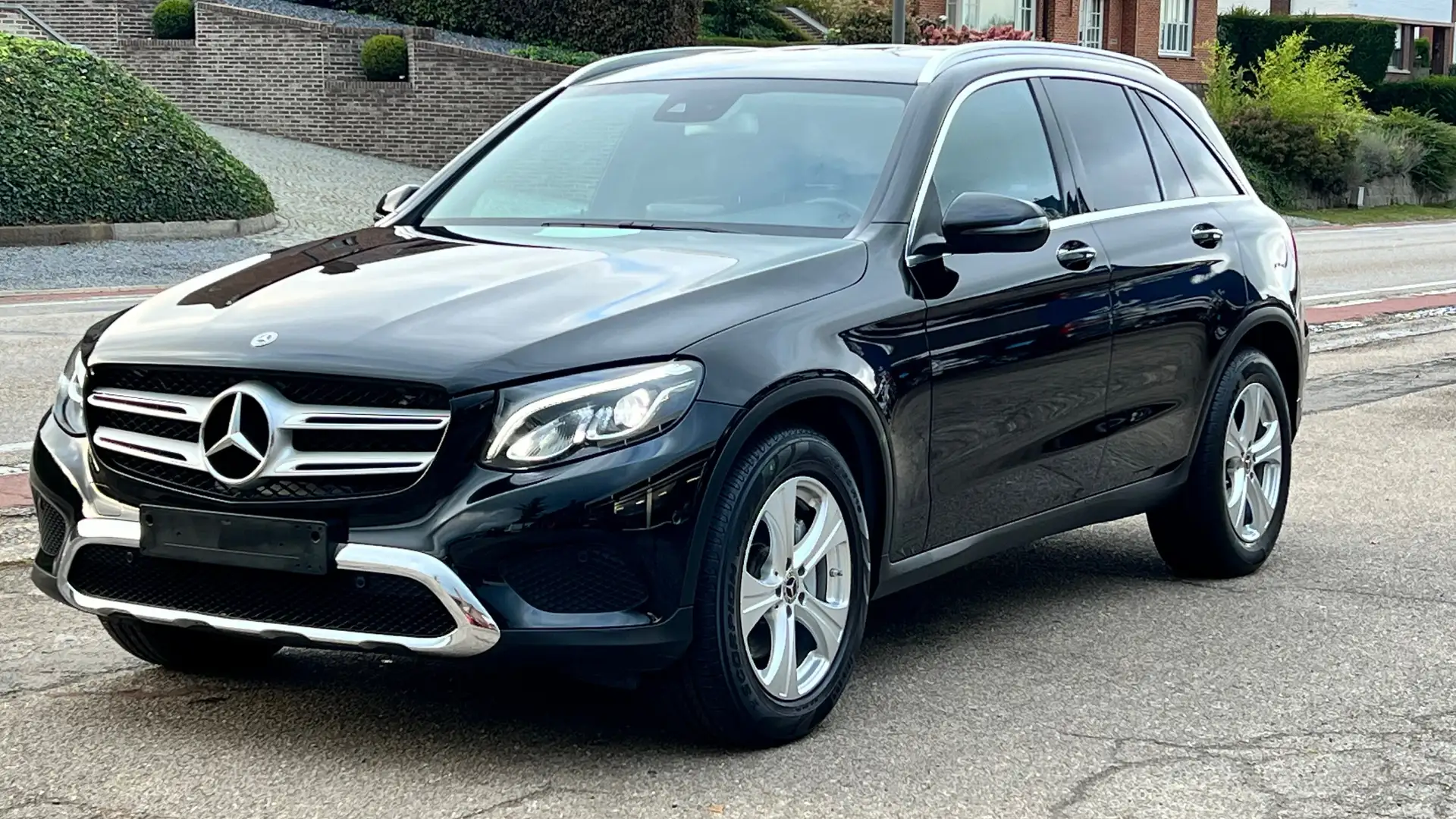 Mercedes-Benz GLC 220 d 4-Matic 93210 km PERFECTE STAAT 1 JAAR GARANTIE Zwart - 1
