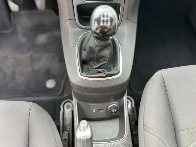 Ford Fiesta view 15