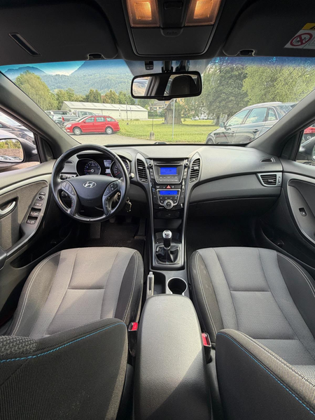 Hyundai i30 blue Classic — photo 9