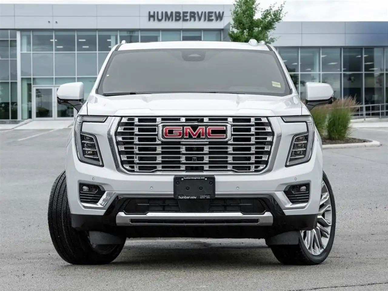 GMC Yukon снимка GMC Yukon