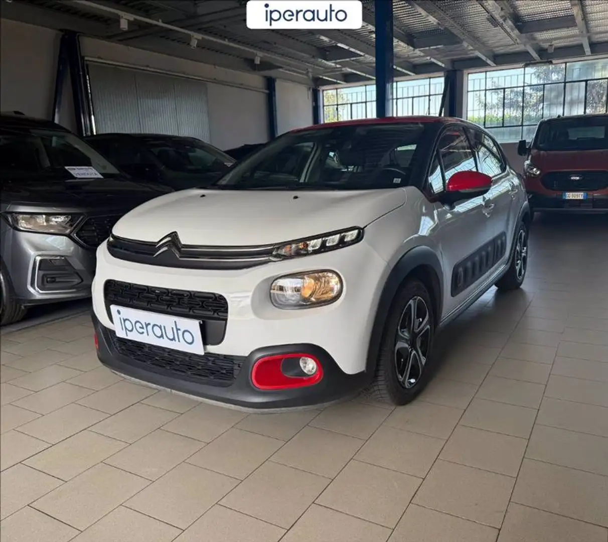 Citroen C3 1.2 puretech feel 82cv neopatentati Blanc - 1