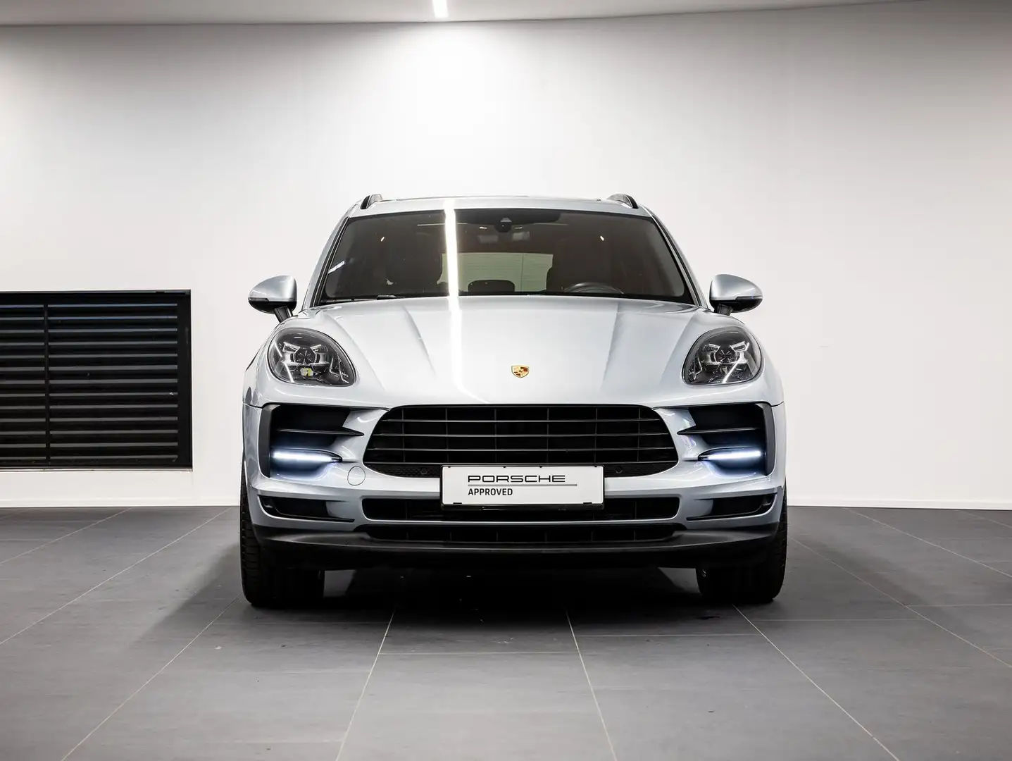 Porsche Macan II Grau - 2