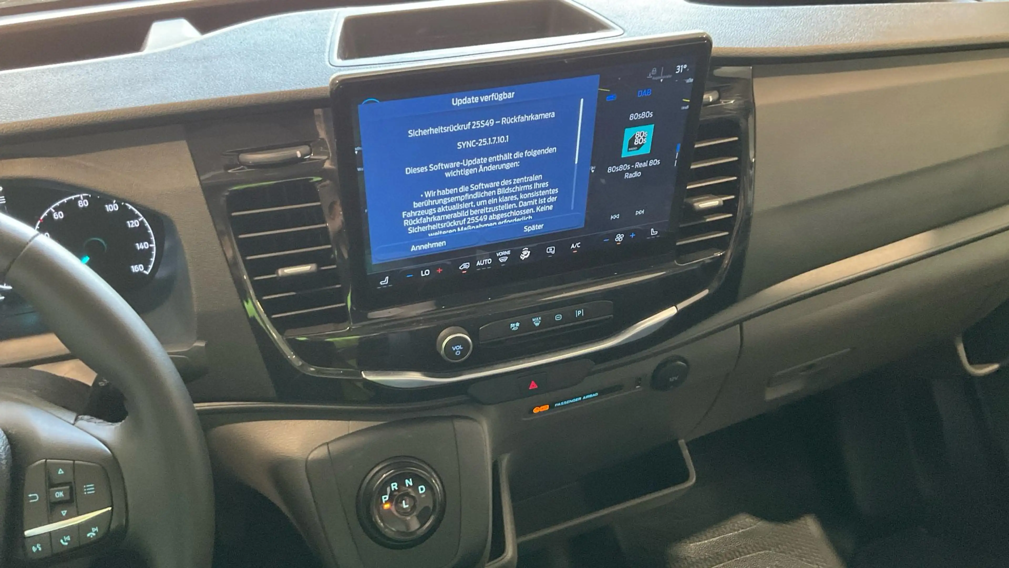 Ford E-Transit 350 L4H3 Trend 68 kWh — photo 11