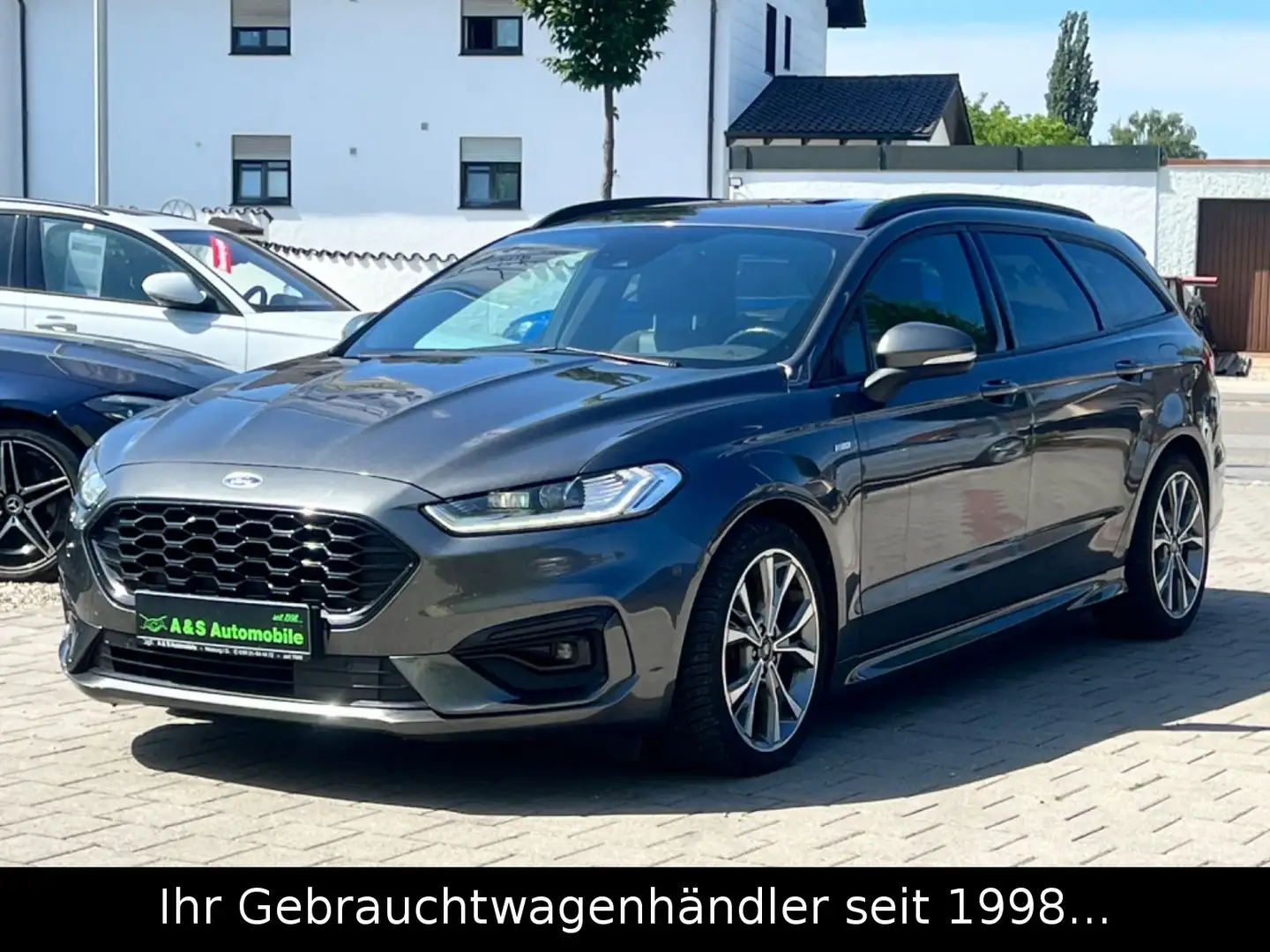 Ford Mondeo Turnier 2.0 EB ST-Line *PANO/AHK/CAM/ACC* Grau - 2