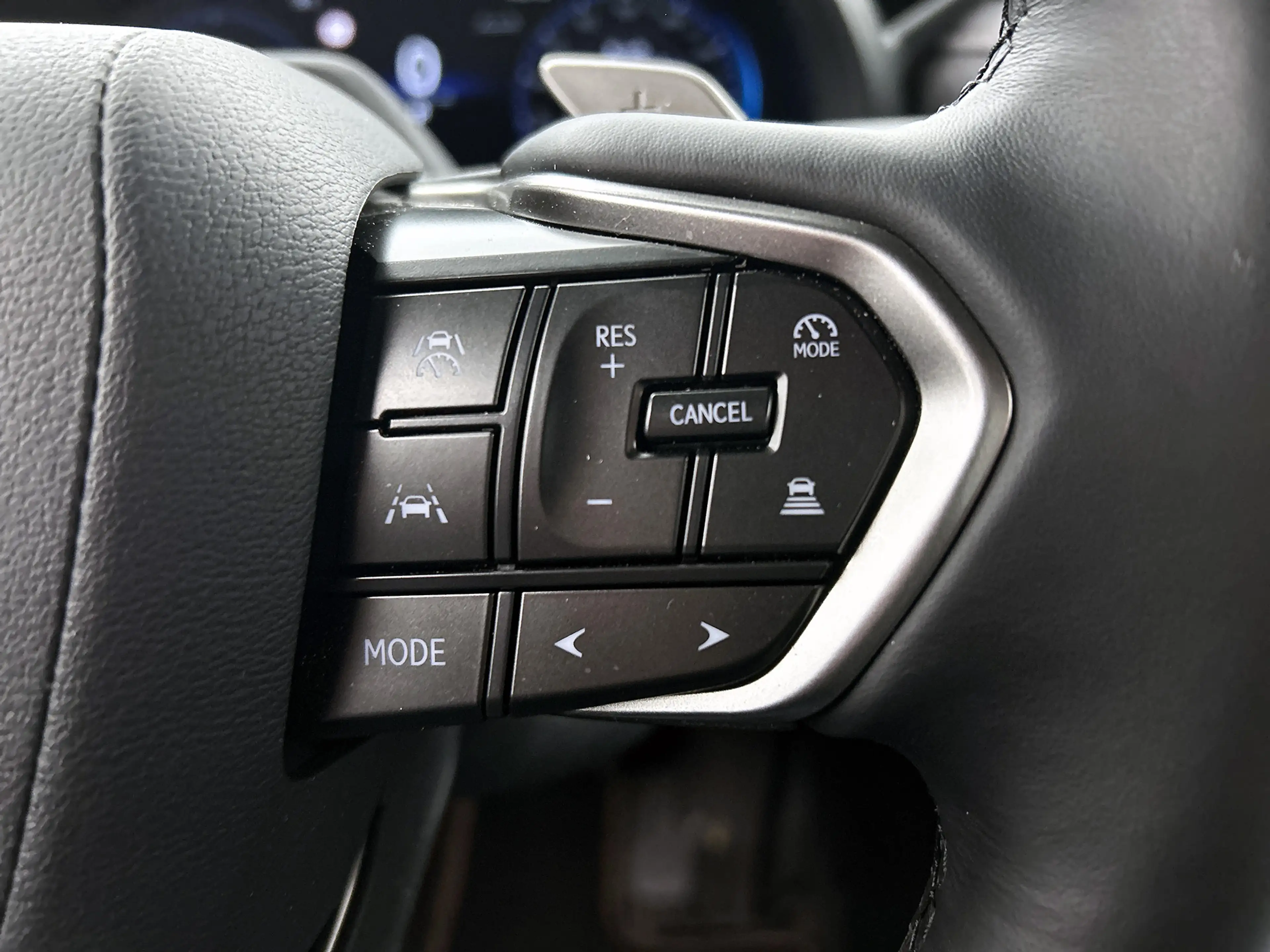 Lexus LBX Cool 2WD | Bi-Tone Metallic | Tech Pack  | Stoelge — photo 15