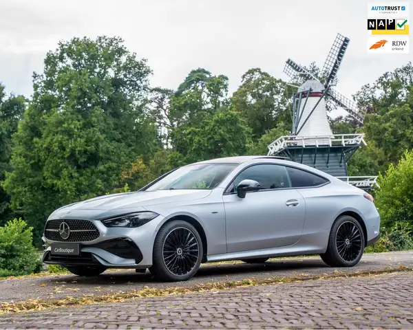 Mercedes-Benz CLE 300 Coupé e AMG Line I Pano IBurmester I 360 I Nightpa