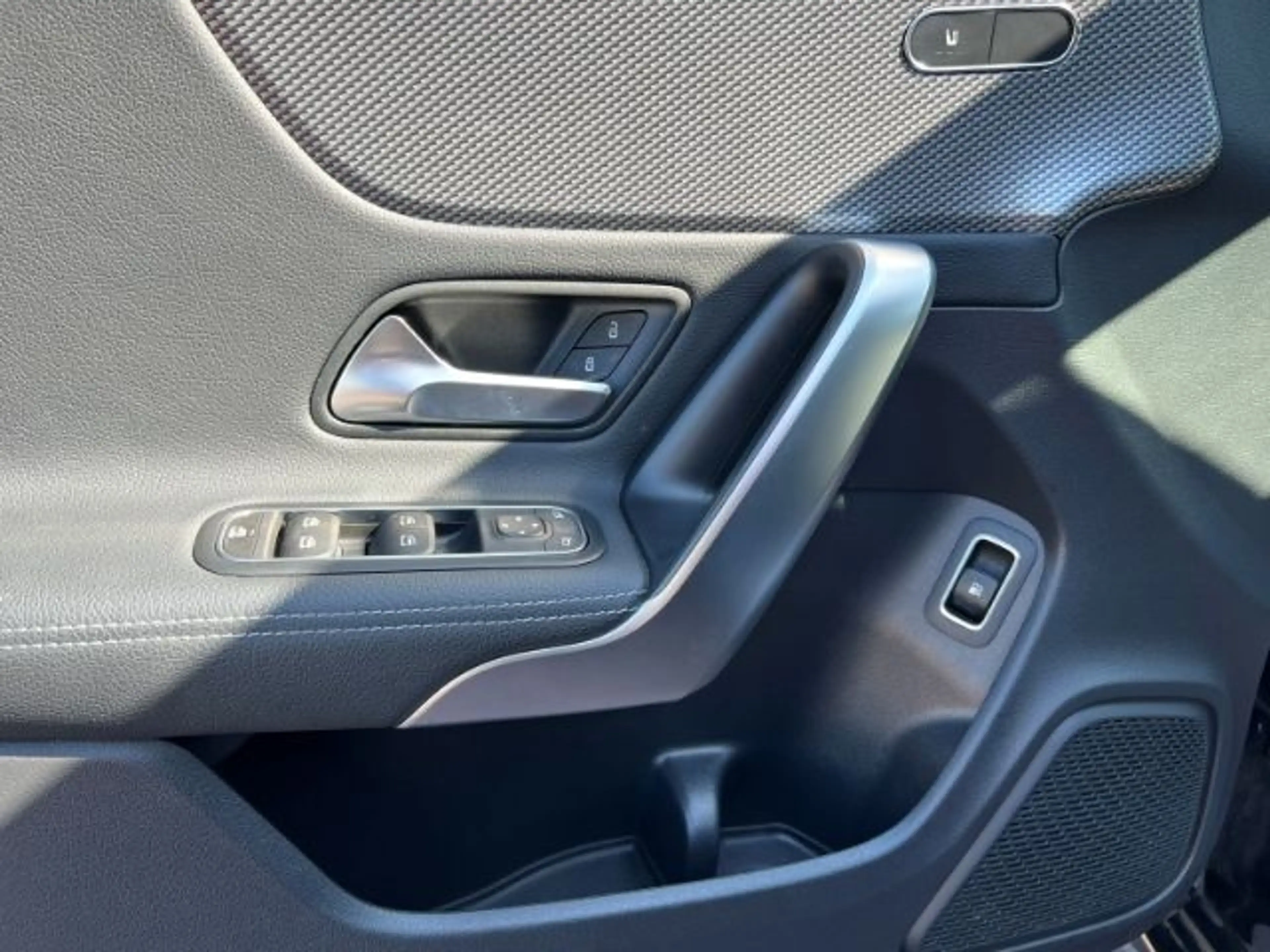 Mercedes-Benz CLA 250 CLA 250 e (118.386) — photo 10