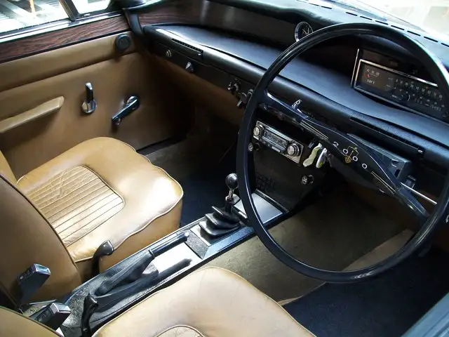 Rover P6 2000 view 6