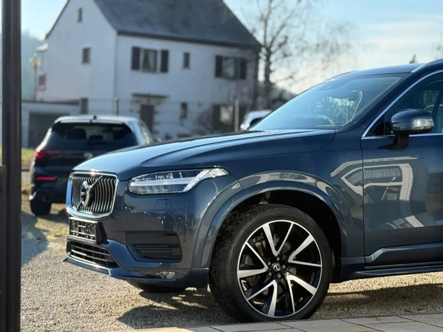 Volvo XC90 B5D Momentum Pro AWD PANO H&K 21 Zoll Sthzg Bleu - 2