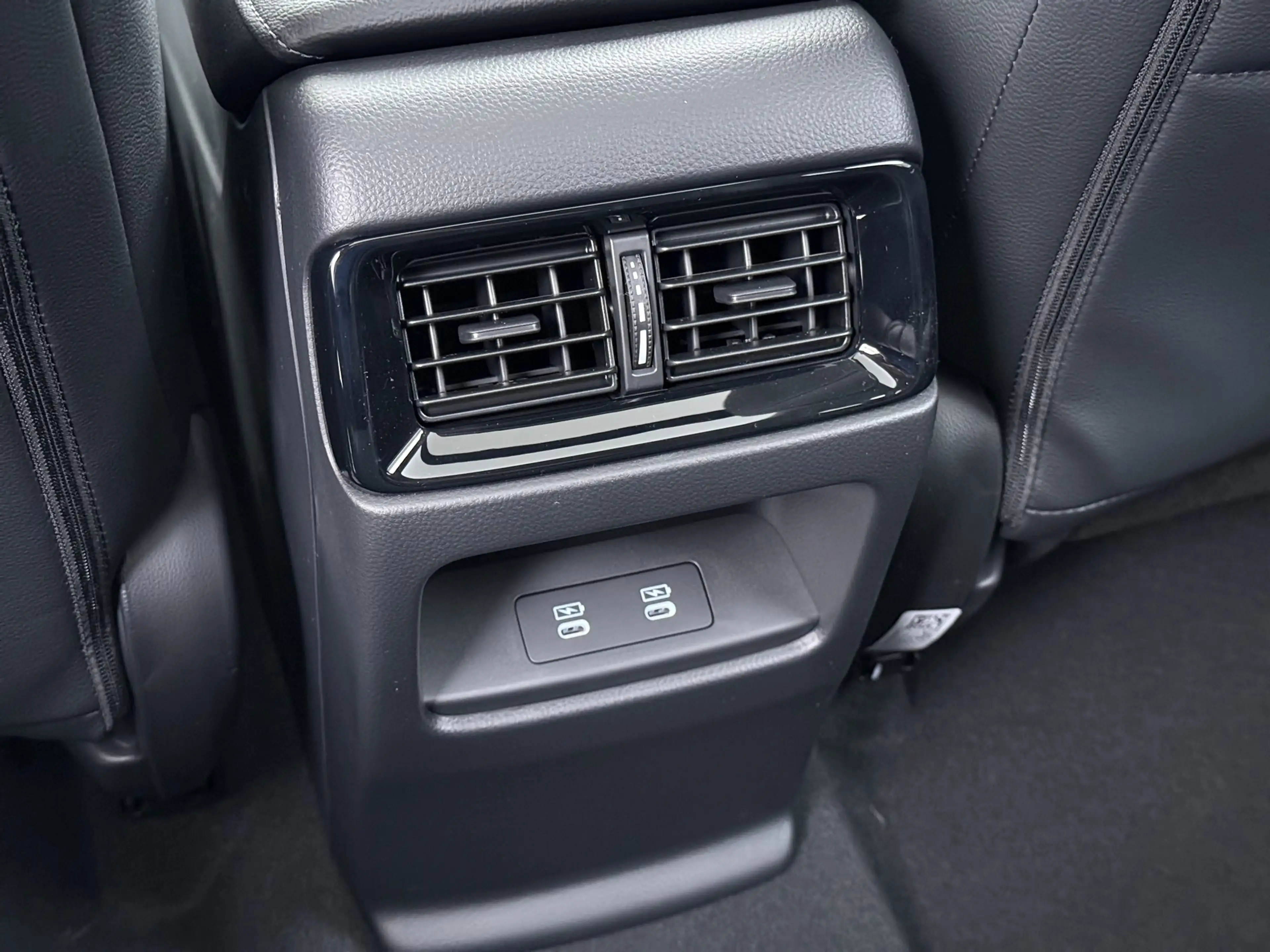 Honda CR-V 2.0 Plug-In Hybrid 184pk 2WD CVT Elegance Tech — photo 24