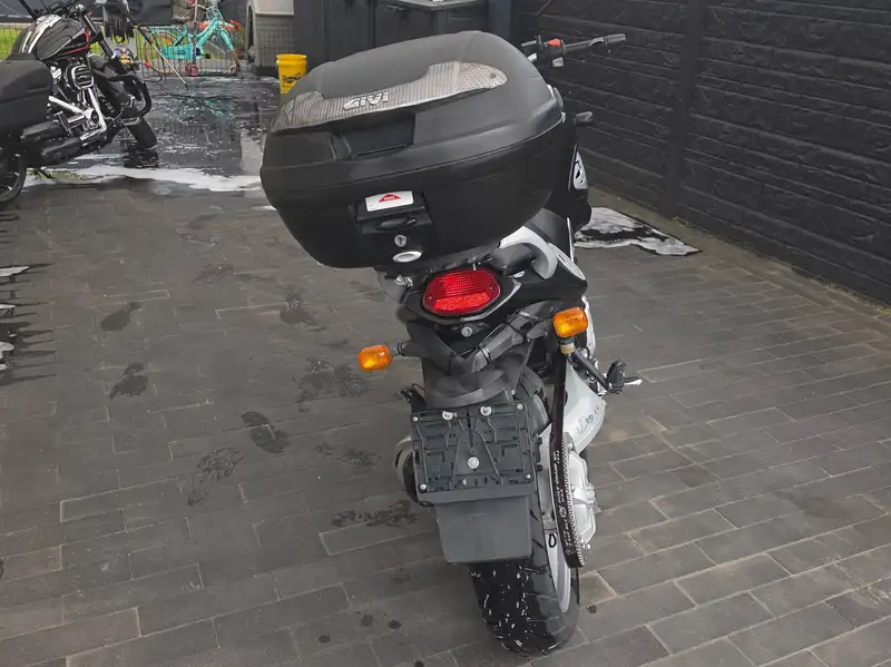 BMW F 650 CS - foto 3