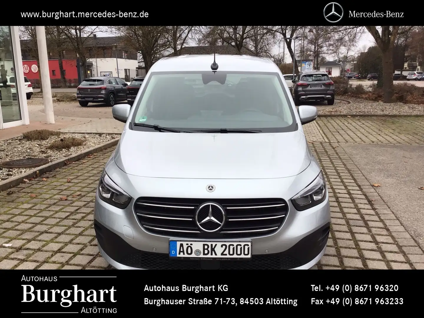 Mercedes-Benz T-Klasse T 180 d STYLE Standard Modellgeneration 0/Nai/BC Silber - 2