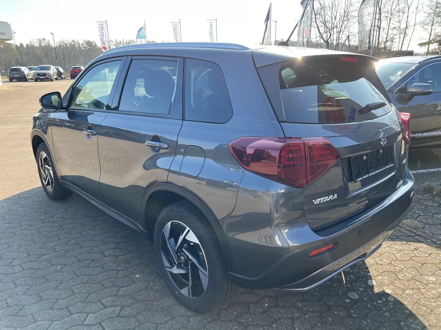 Suzuki Vitara 1.4 129 PS BOOSTERJET ALLGRIP Comfort+ Šedá - 2