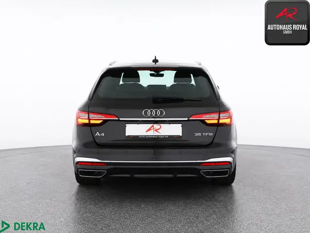 Audi A4 view 4