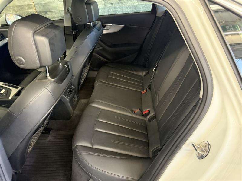 2019 Audi A4 CUIR TOIT ** APPROUVÉ À 99.9% ** thumb 20