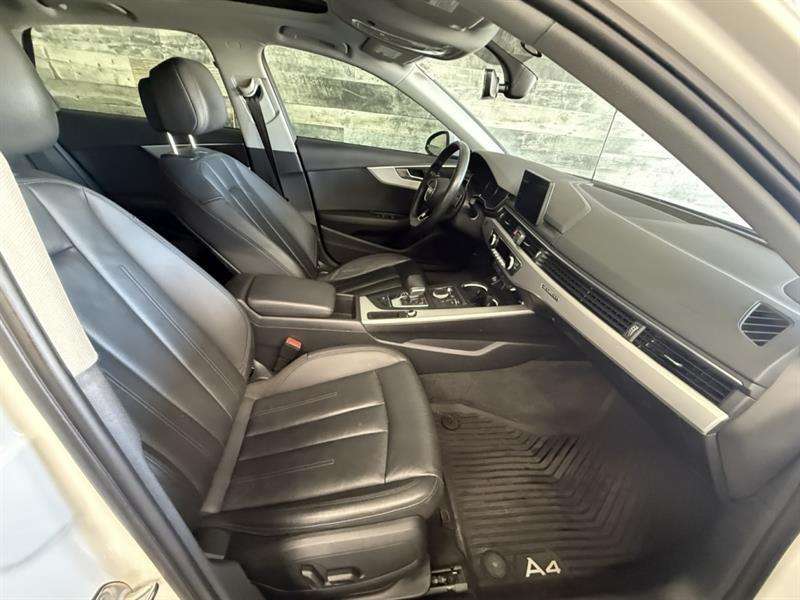 2019 Audi A4 CUIR TOIT ** APPROUVÉ À 99.9% ** thumb 23
