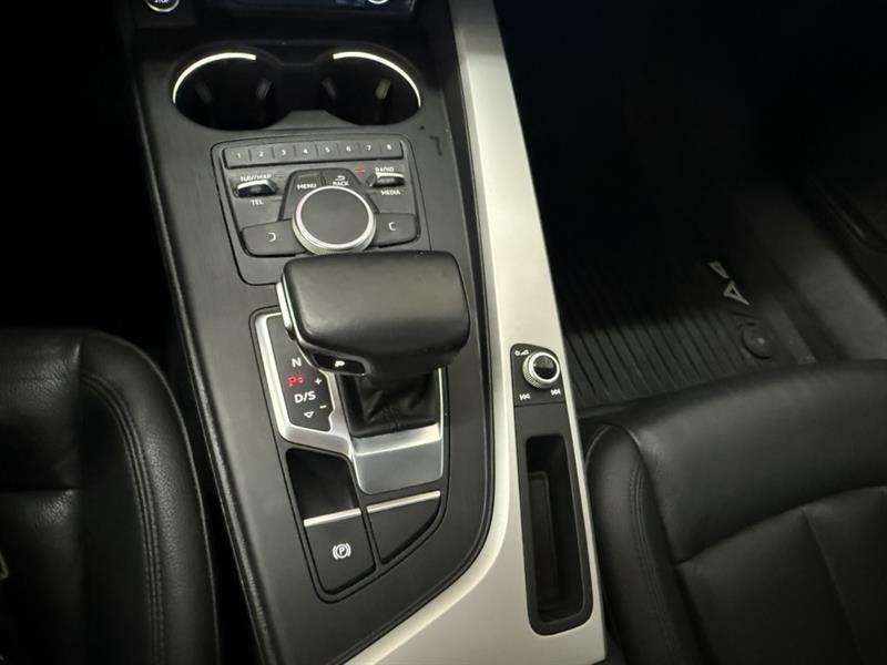 2019 Audi A4 CUIR TOIT ** APPROUVÉ À 99.9% ** thumb 12
