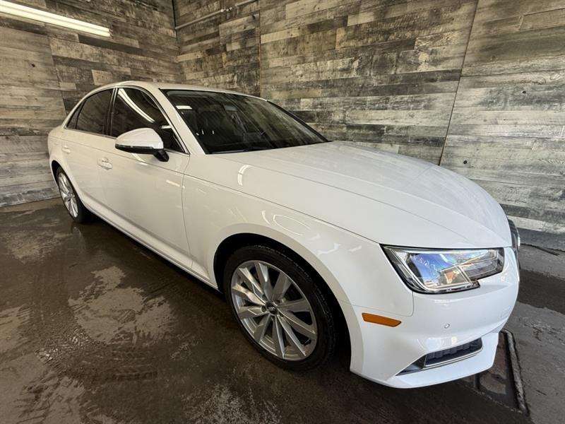 2019 Audi A4 CUIR TOIT ** APPROUVÉ À 99.9% **