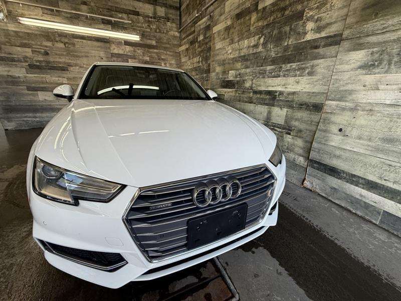 2019 Audi A4 CUIR TOIT ** APPROUVÉ À 99.9% ** alt 3