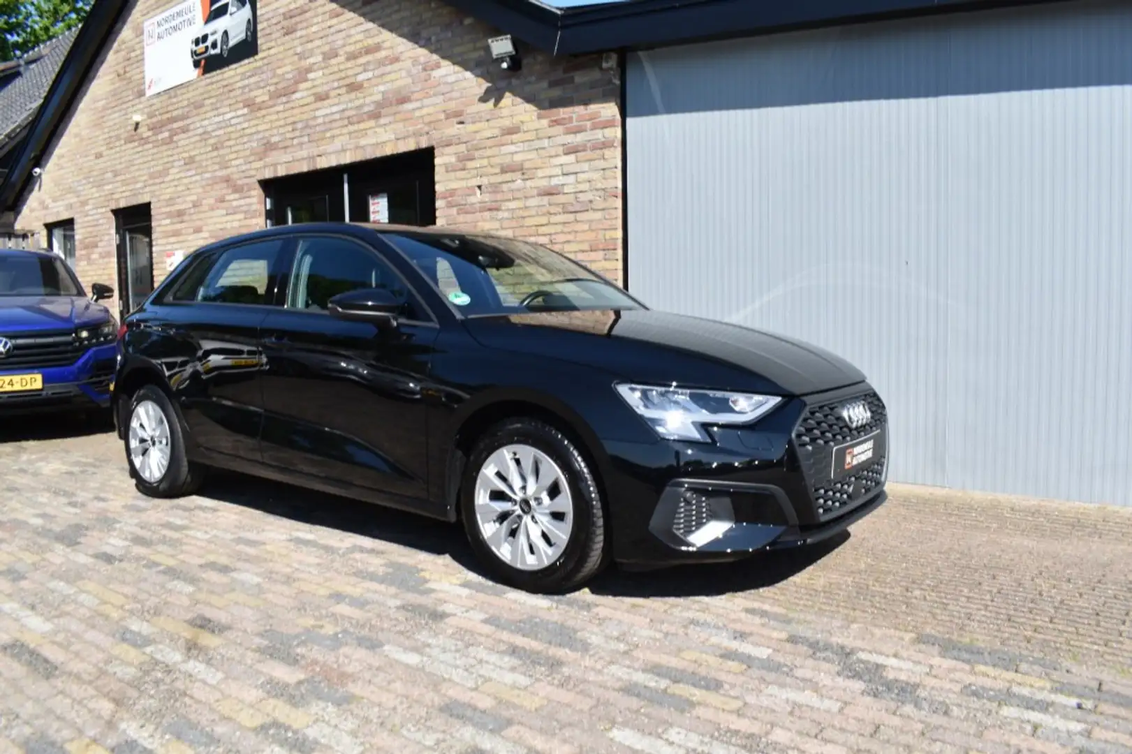 Audi A3 40 TFSI E EDITION, ACC, Lane, Virtual, AUT Schwarz - 2