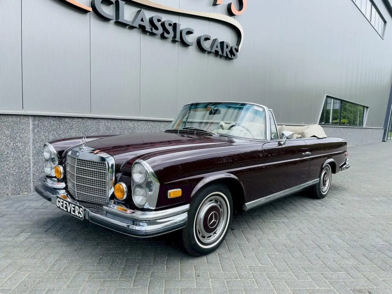 Mercedes-Benz 280 W111 280SE 3.5 Cabriolet, foto 3