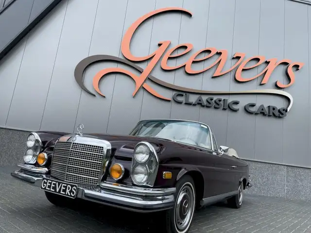 Mercedes-Benz 280 W111 280SE 3.5 Cabriolet