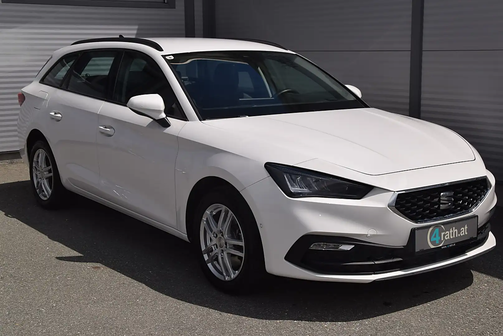 SEAT Leon SP Style 2,0 TDI LED/NAVI/RFK Weiß - 2