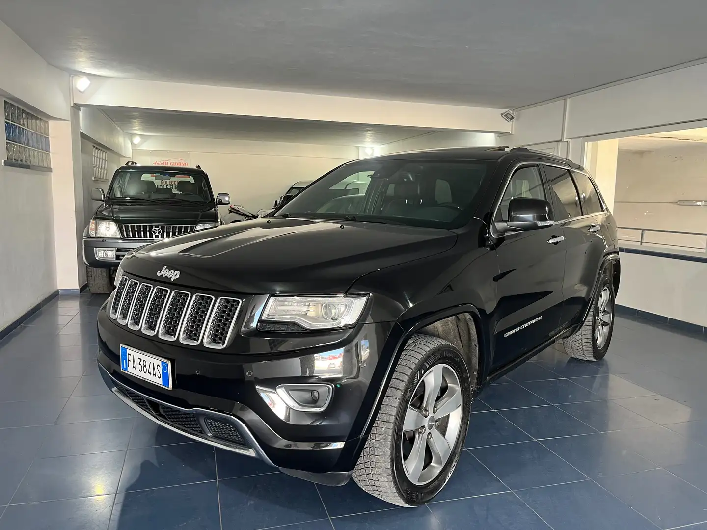 Jeep Grand Cherokee Grand Cherokee 3.0 Overland 250cv auto Nero - 1