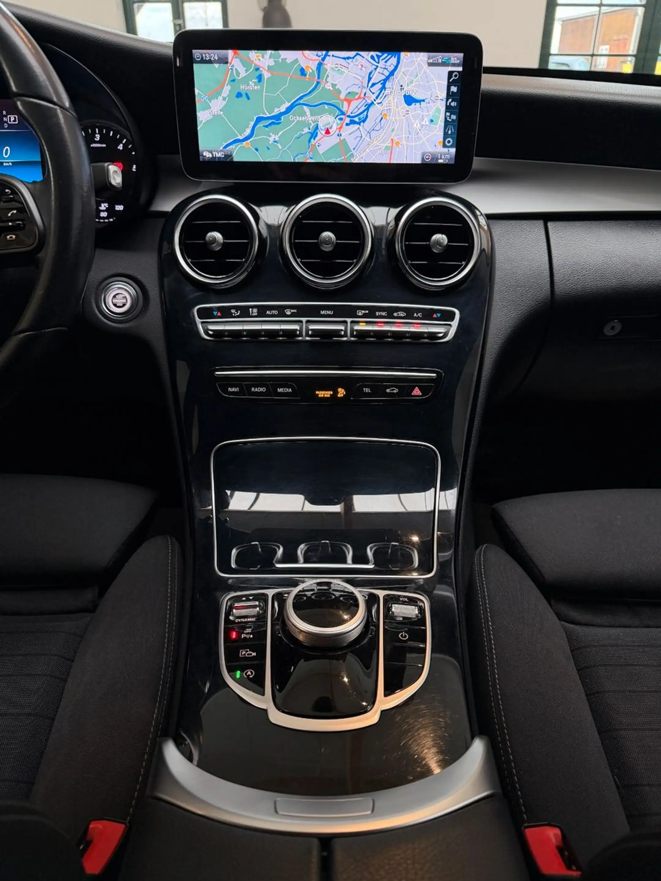 Mercedes-Benz C 200 d T 9G-Tronic Business Plus AHK/LED/KAMERA — photo 12