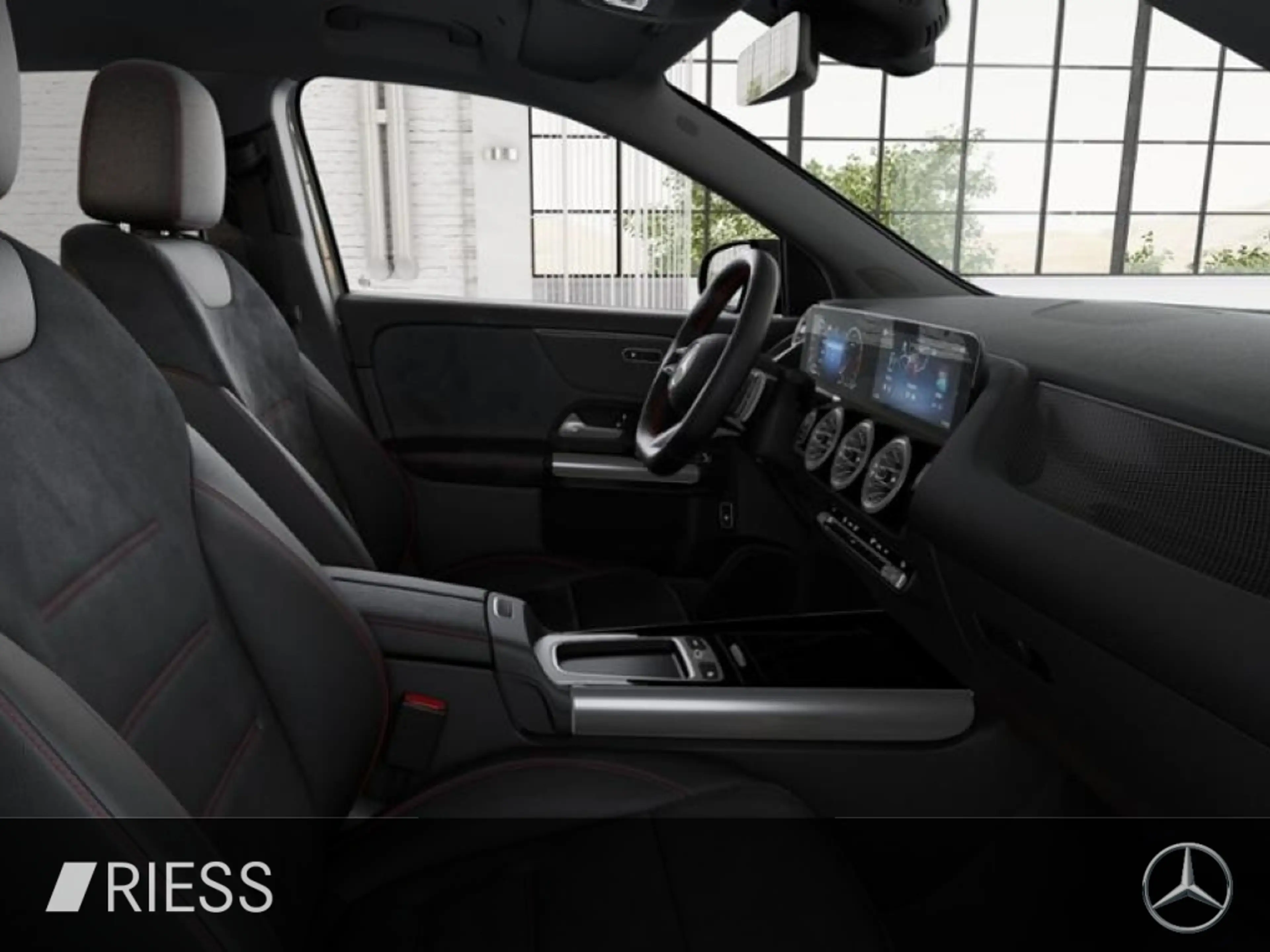 Mercedes-Benz GLA 200 d ACC AHK AUT Kam. KeyLess KlimaA LED LM — photo 11