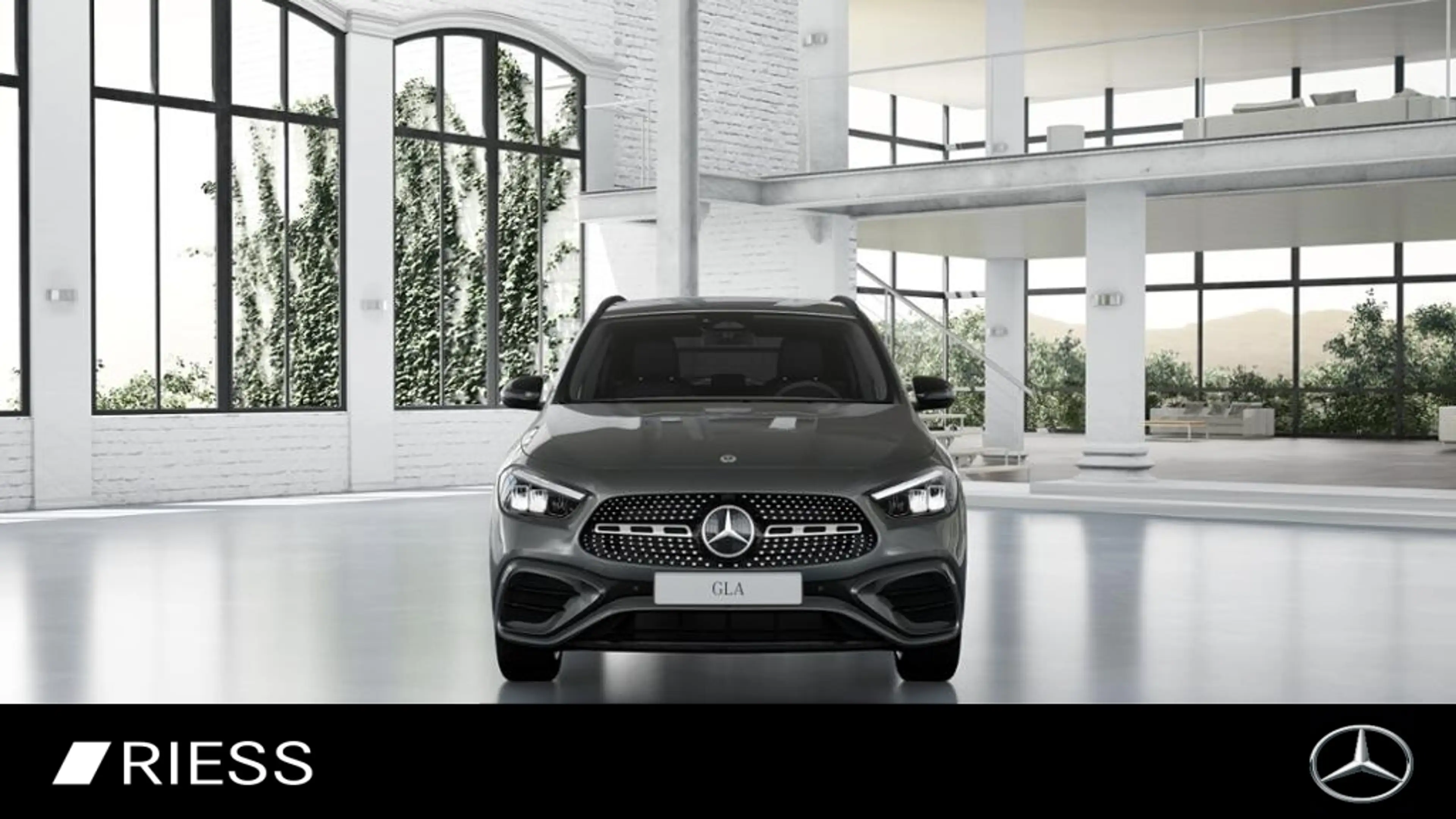Mercedes-Benz GLA 200 d ACC AHK AUT Kam. KeyLess KlimaA LED LM