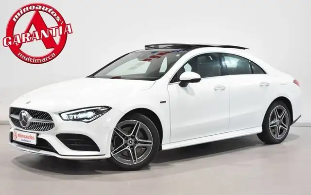 Mercedes-Benz CLA 250 COUPÉ 218 CV 8G-TRONIC AMG LINE