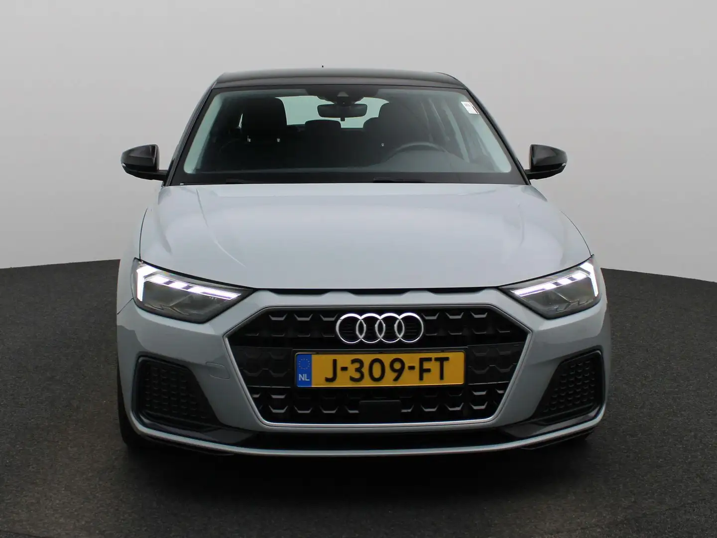 Audi A1 Sportback 25 TFSI epic 95 PK Gris - 2