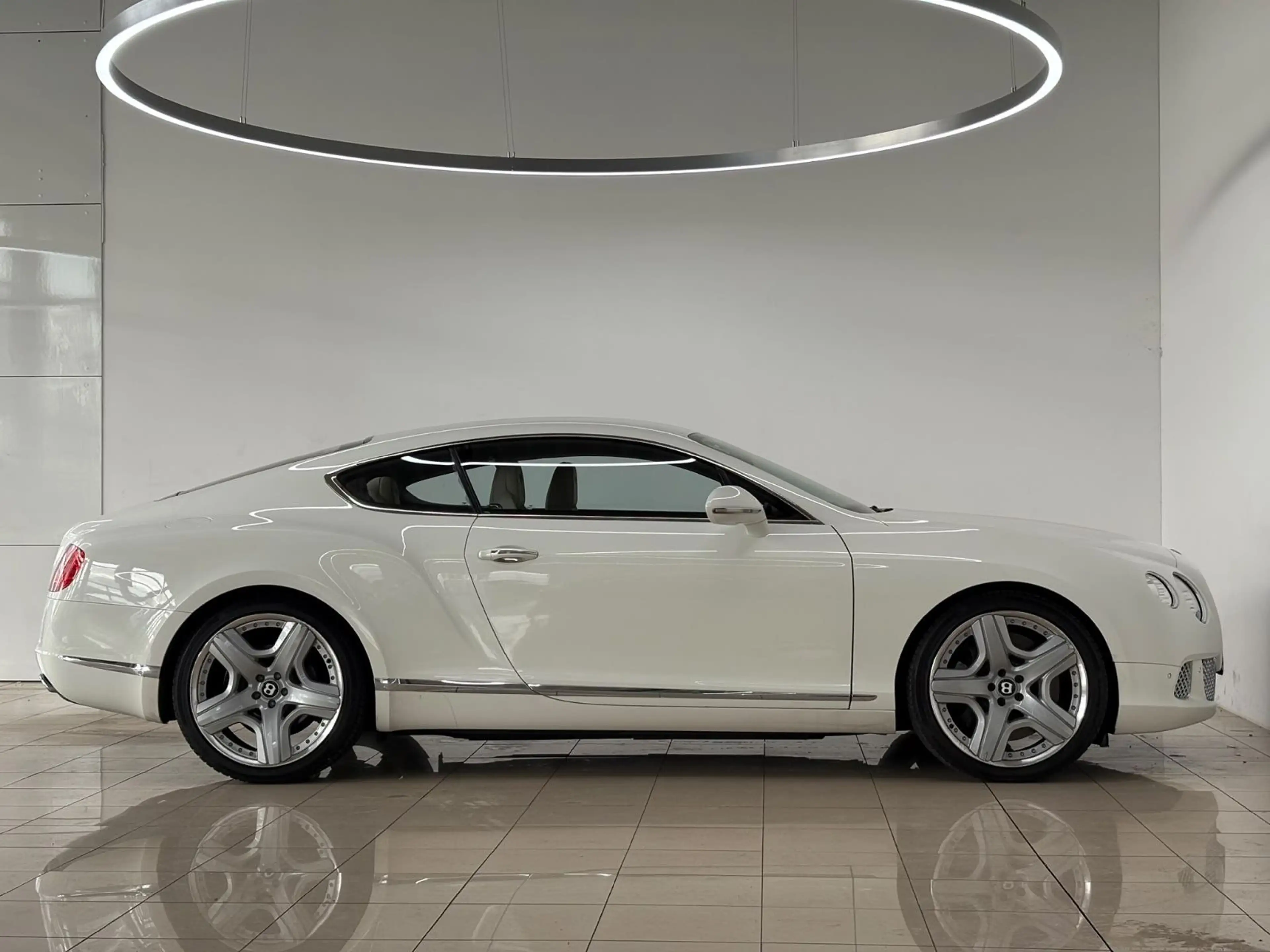 Bentley Continental GT 6.0 W12 4WD RFK SHZ Sitzklima Led — photo 9
