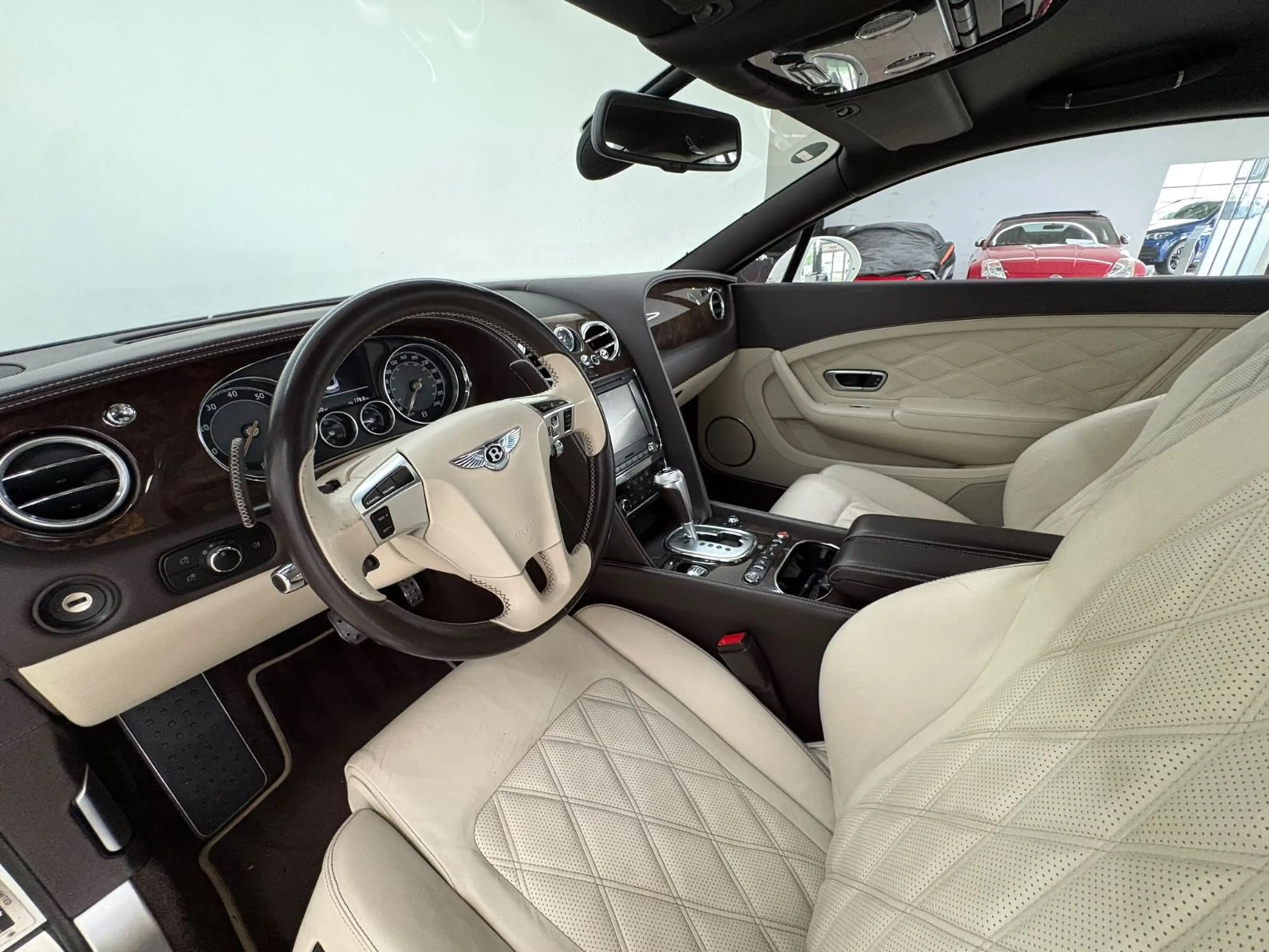 Bentley Continental GT 6.0 W12 4WD RFK SHZ Sitzklima Led — photo 14