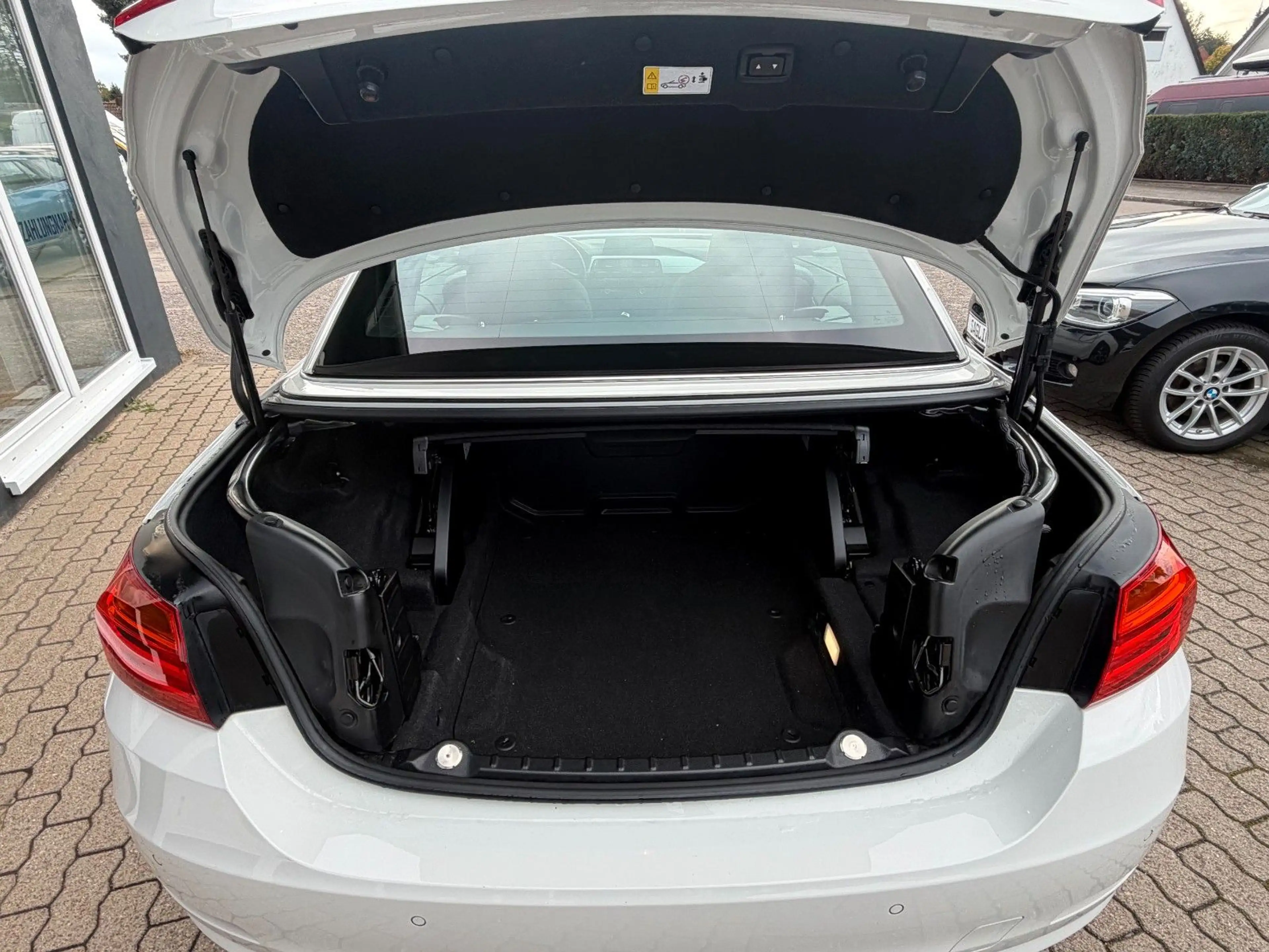 BMW 420 d Cabrio Advantage/Leder/Xenon/Open Air — photo 11