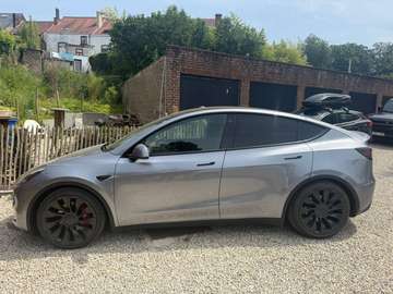 Model Y 72.5 kWh Dual Motor Performance (377 kW)