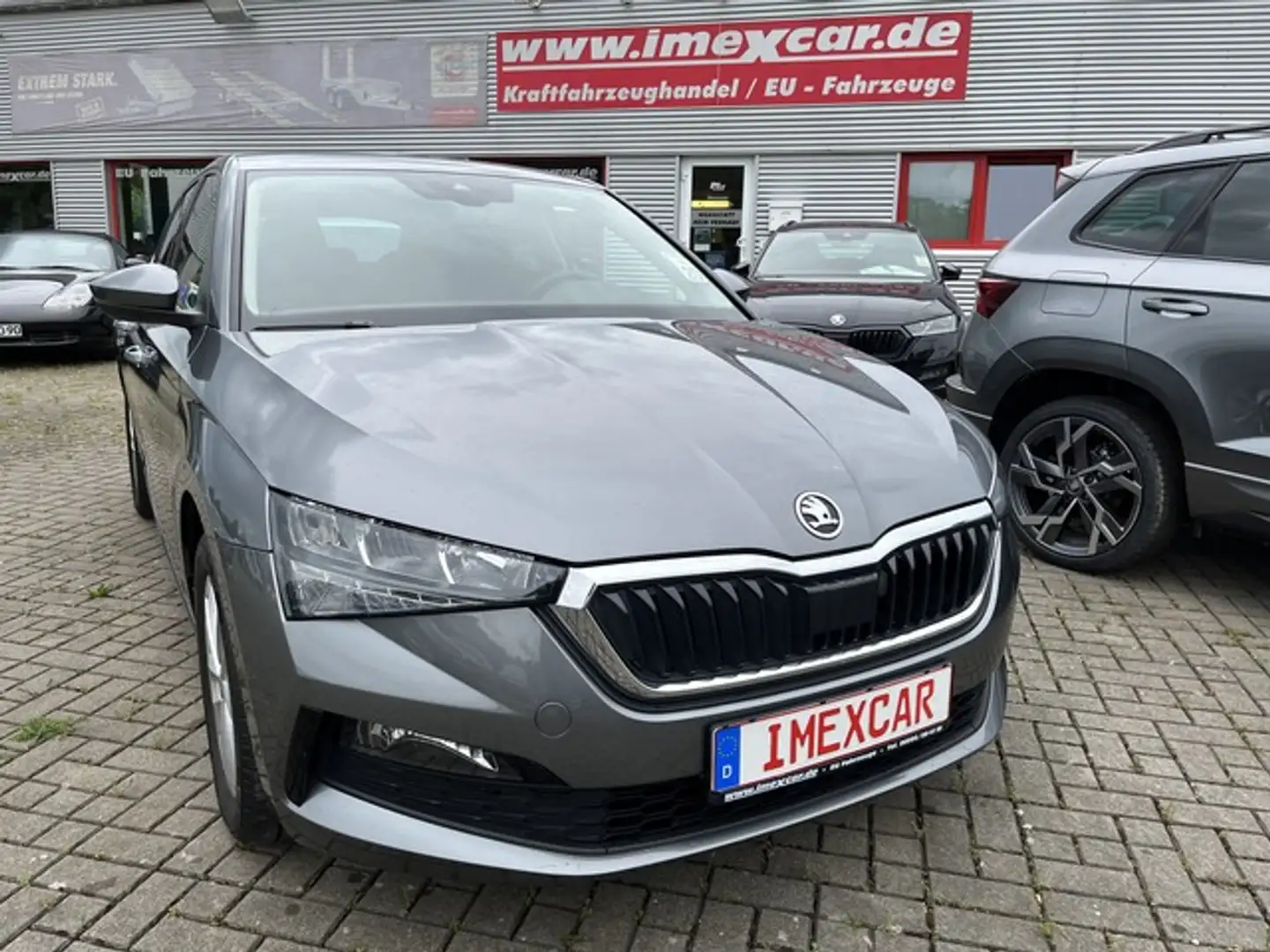 Skoda Scala 1,0 TSI Style + LED  + Navigation + Klimaautomatic Gris - 1