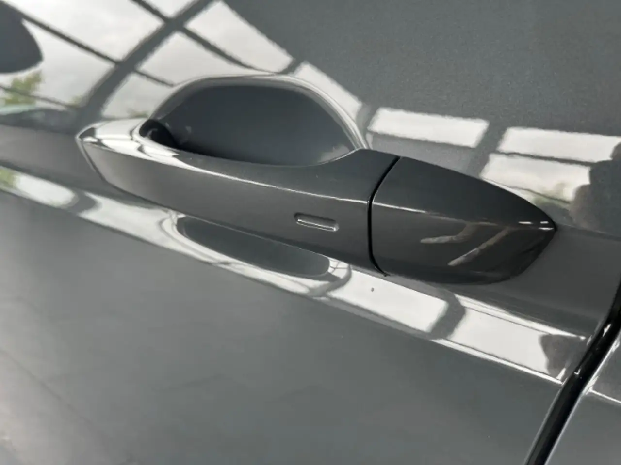 Volkswagen Touran Comfortline 1.5 TSI Navi LED Kamera ACC CarPlay el, миниатюра 6