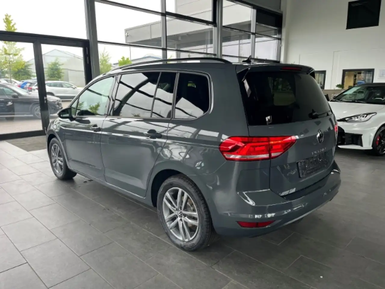 Volkswagen Touran Comfortline 1.5 TSI Navi LED Kamera ACC CarPlay el, миниатюра 5