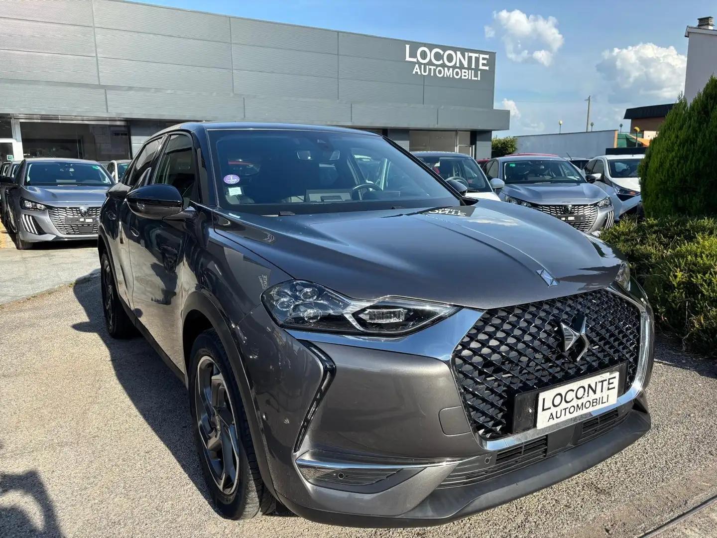 DS Automobiles DS 3 Crossback Crossback 1.2 puretech La Premiere 130cv auto Gri - 1