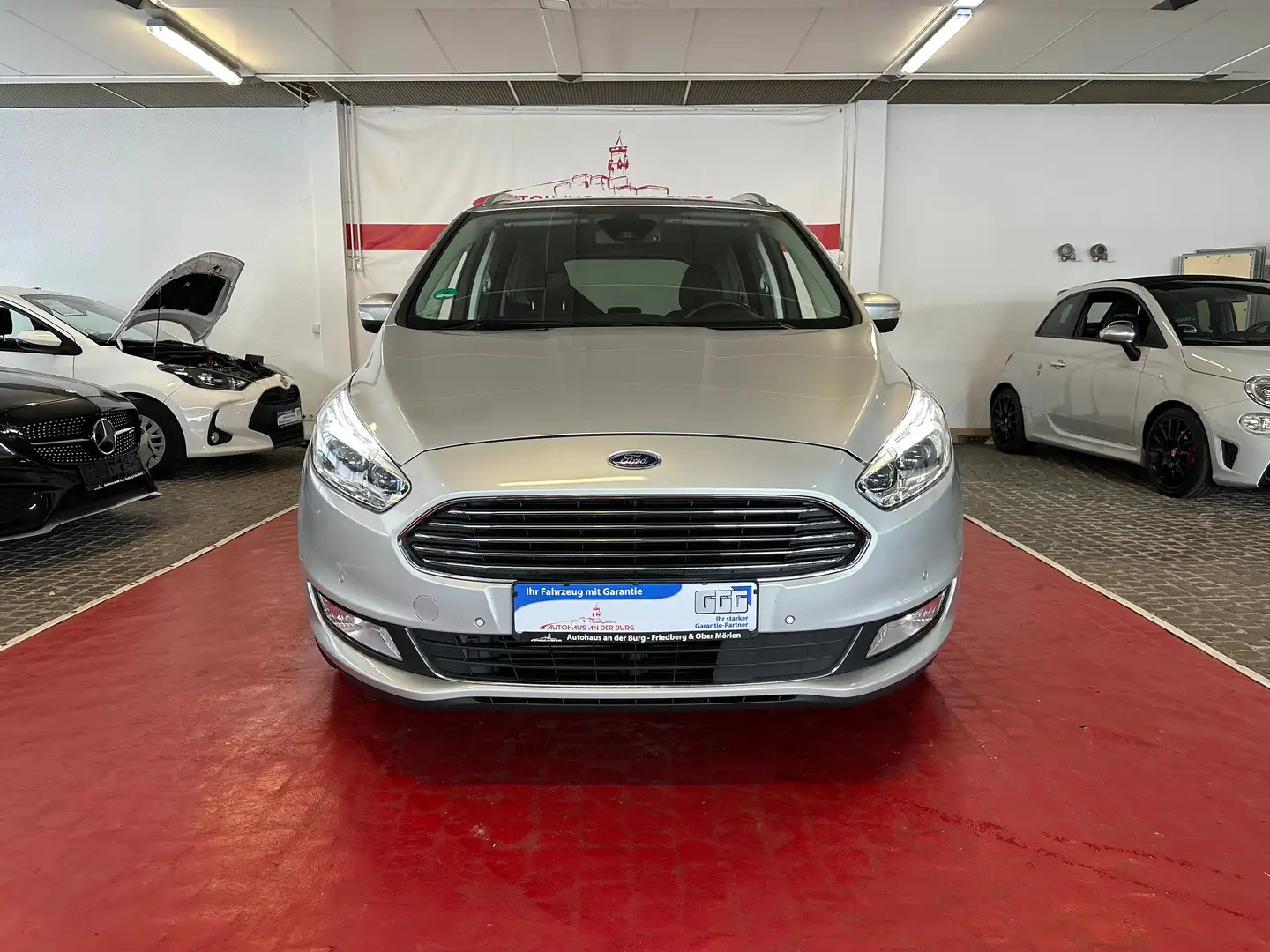 Ford Galaxy Titanium Stříbrná - 2