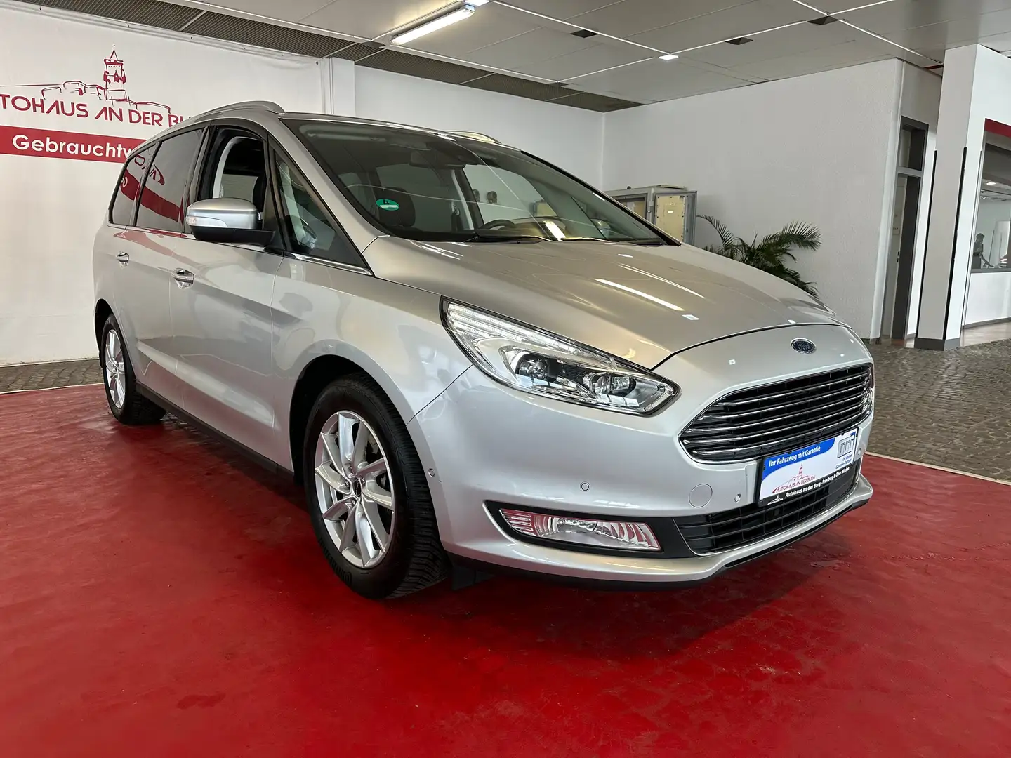 Ford Galaxy Titanium Stříbrná - 1