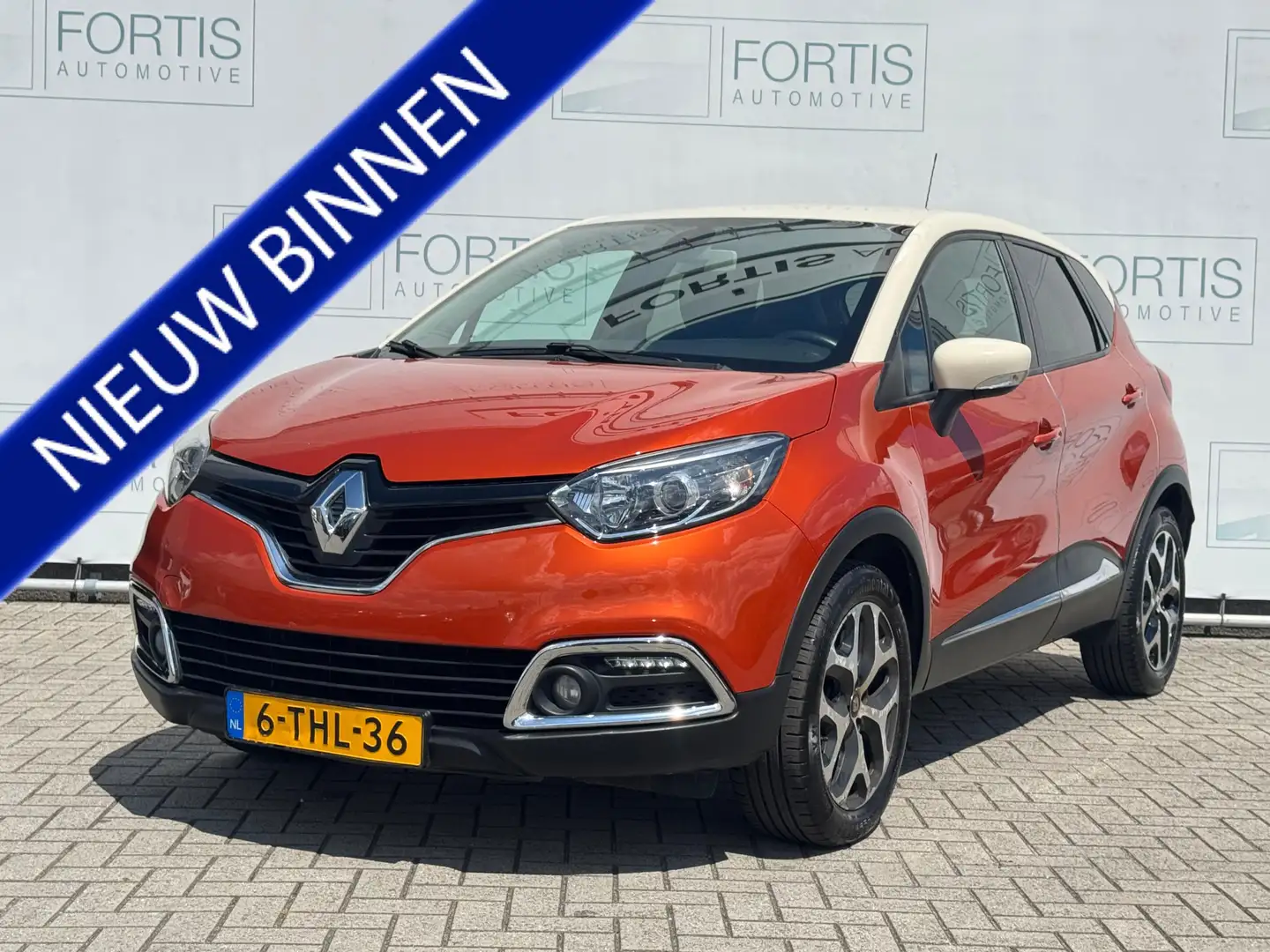 Renault Captur 0.9 TCe Dynamique 17'' NAVI | ECC | KEYLESS | PDC Oranje - 1