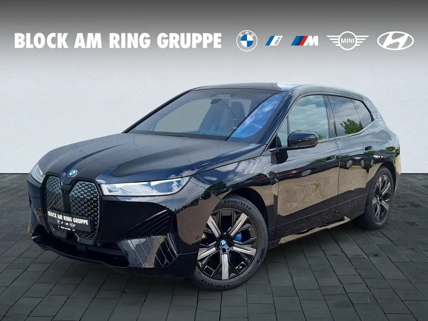BMW iX xDrive40 Schwarz - 1