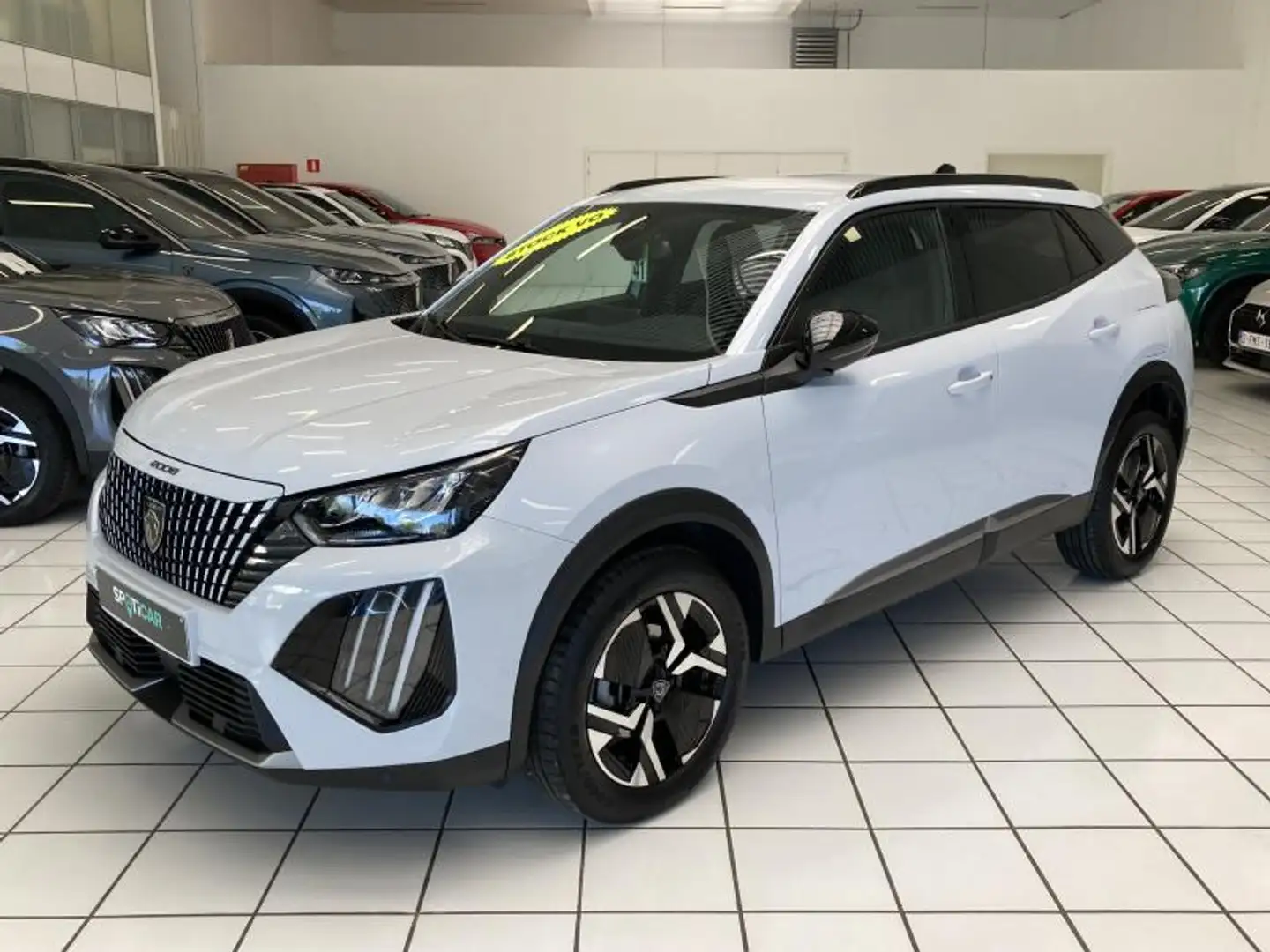 Peugeot 2008 *** Face Lift Allure *** Weiß - 1
