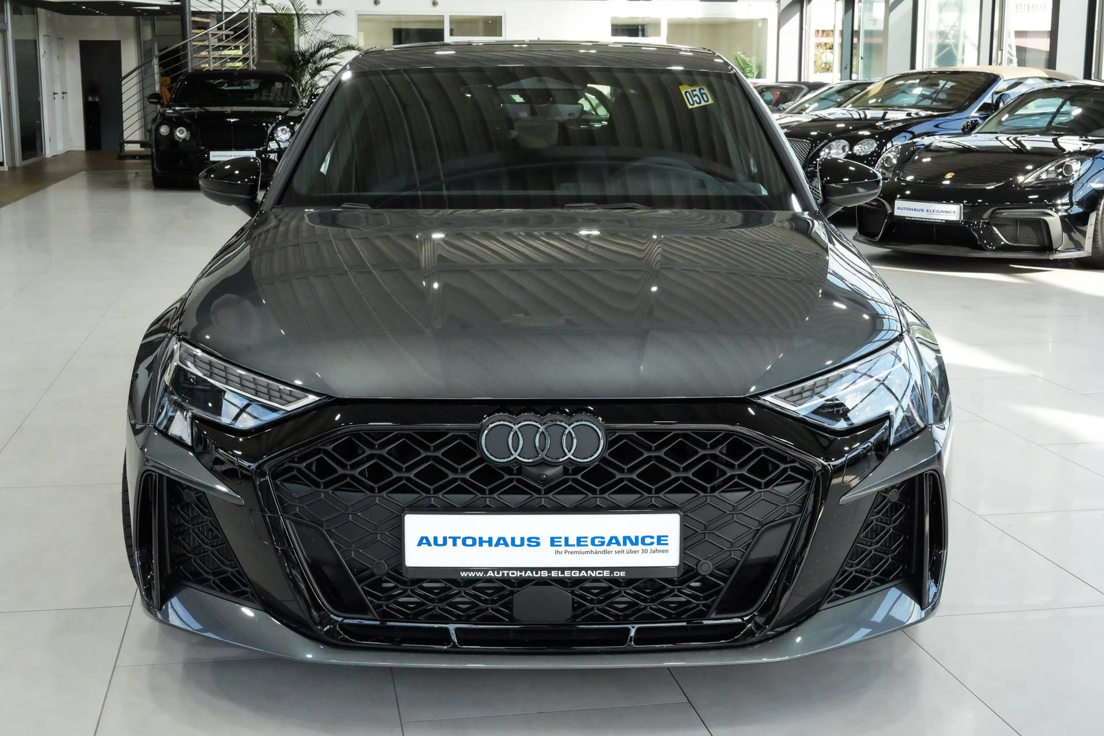 Audi RS3 Sportback quattro*SPORTSITZE*MATRIX*SONOS* — photo 4