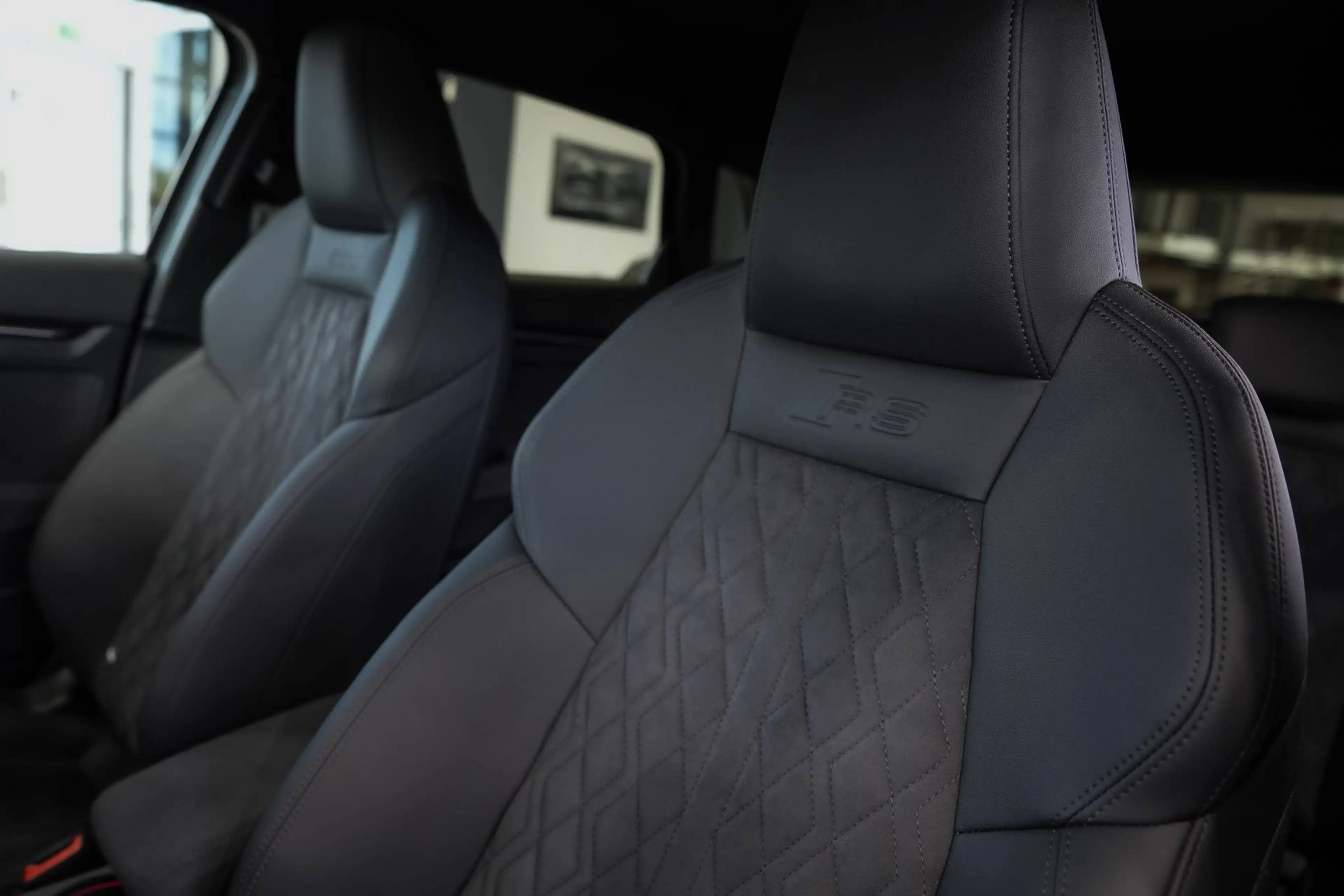 Audi RS3 Sportback quattro*SPORTSITZE*MATRIX*SONOS* — photo 14