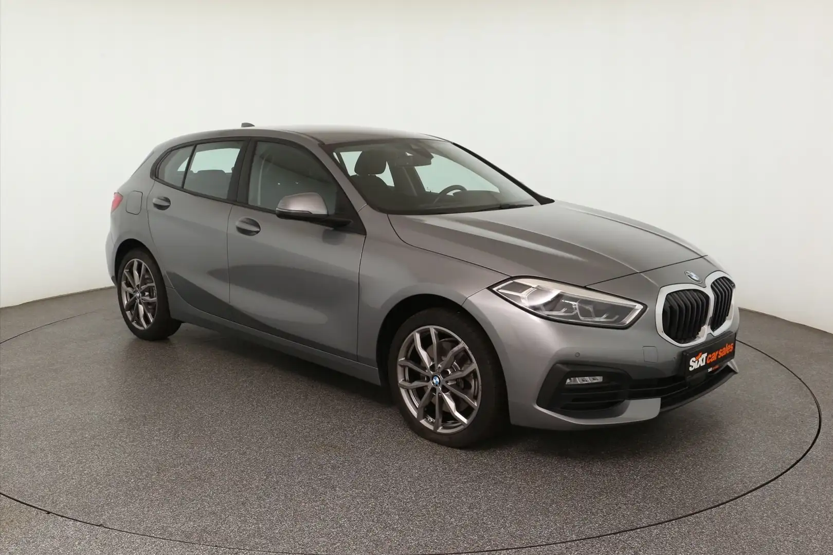 BMW 120 i Advantage|NAV|LED|SHZ|PDCv+h|HiFi|el.Heckkl Šedá - 1